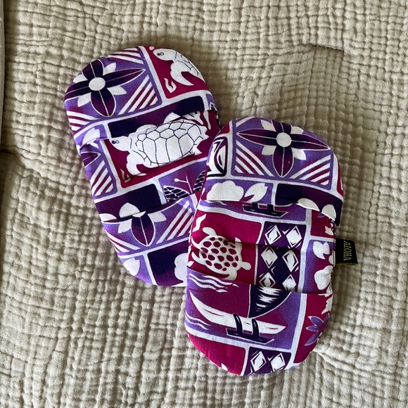 Aloha Island Other - Finger Potholders